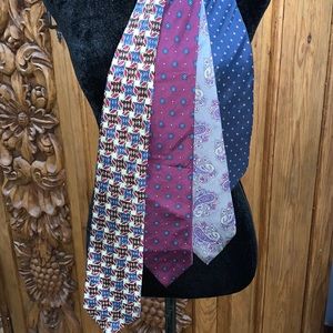 EUC set of 4 Christian Dior ties